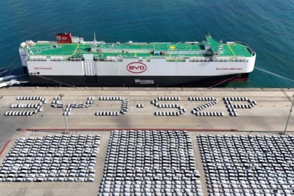 Navio cargueiro BYD Explorer Nº 1 pode trazer 100 mil carros elétricos para o Brasil em 2024